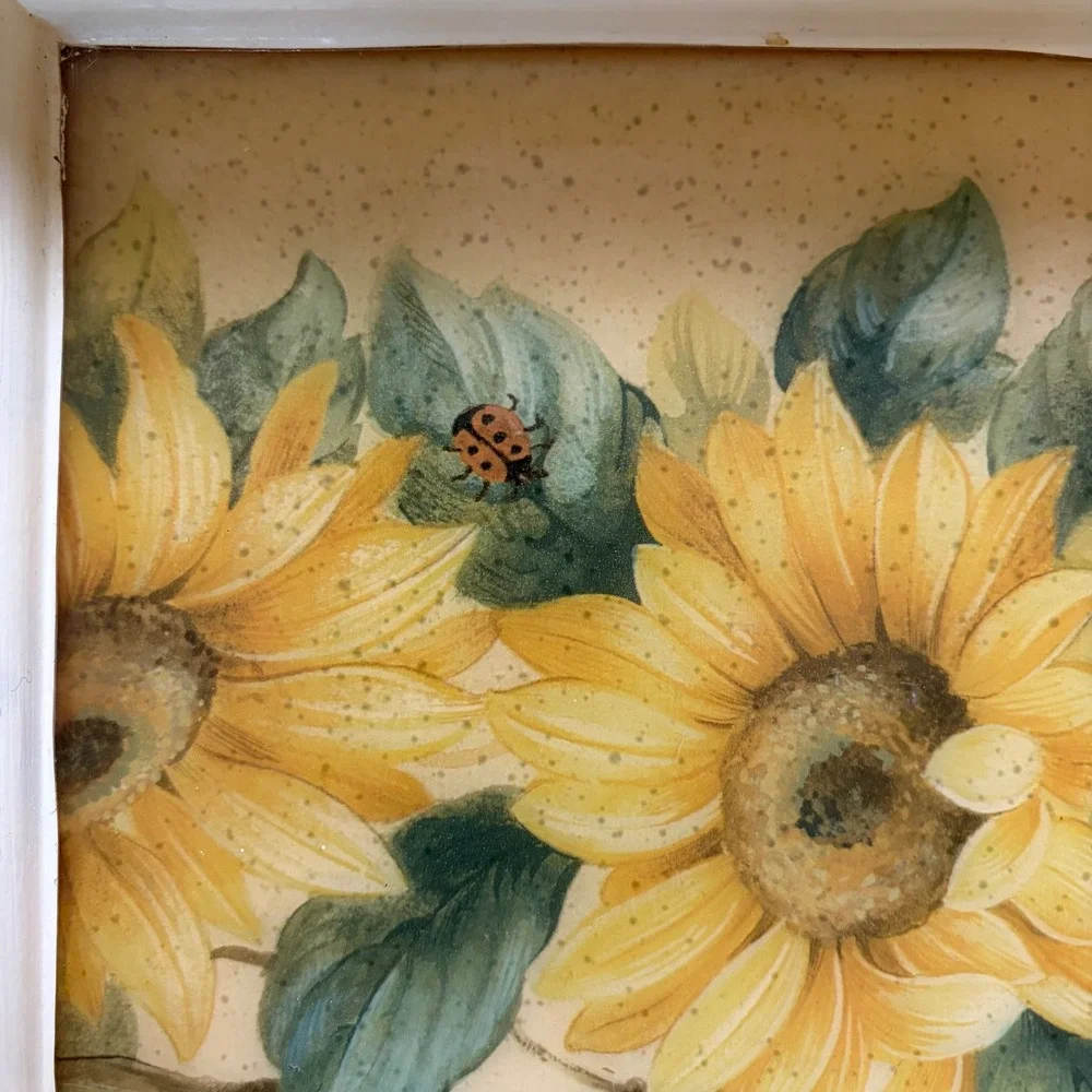 Sunflower Wood Wall Shelf Pegs Hooks Farmhouse Country‎ Cottage 16.5x10.5 READ